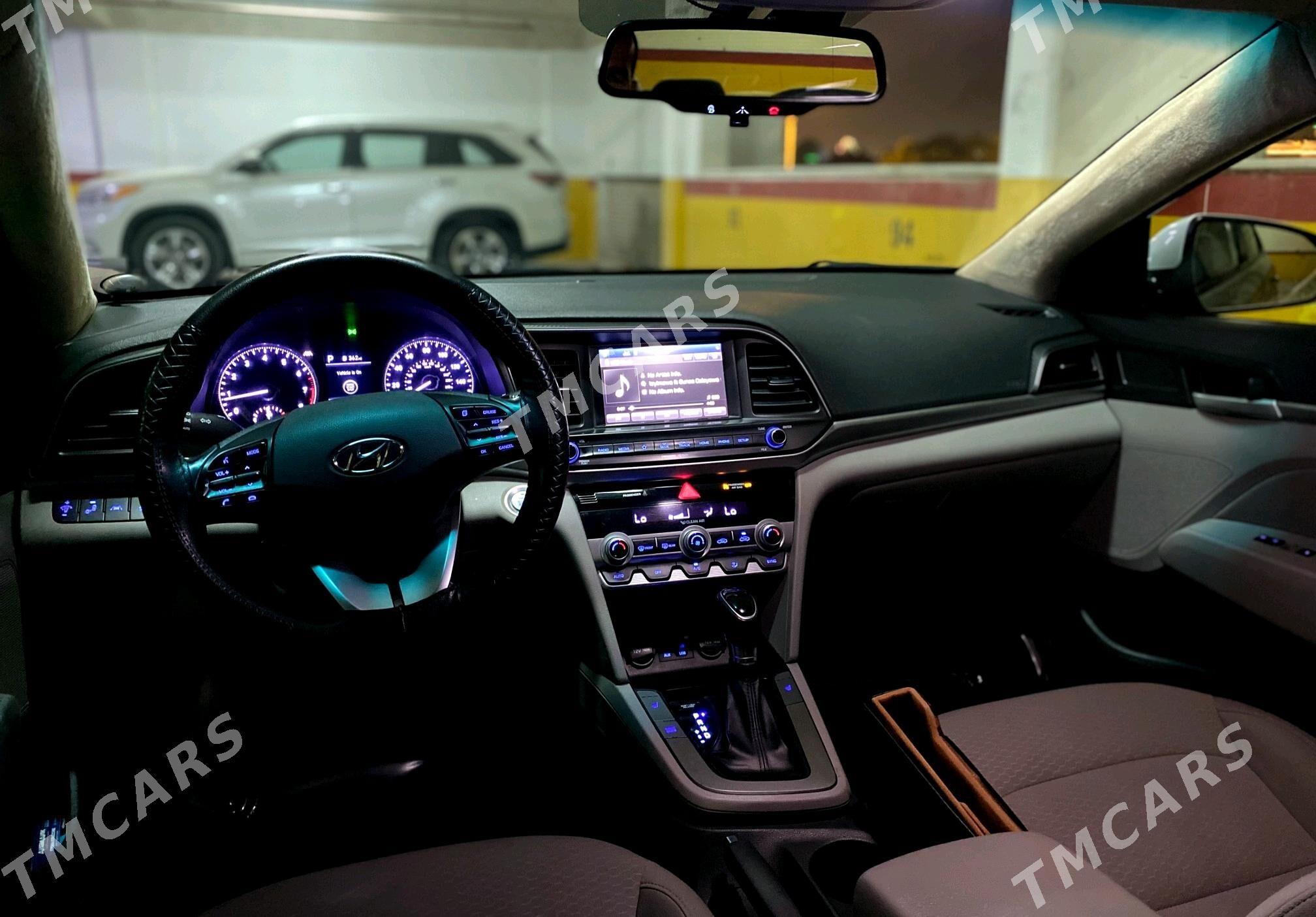 Hyundai Elantra 2019 - 240 000 TMT - Aşgabat - img 5