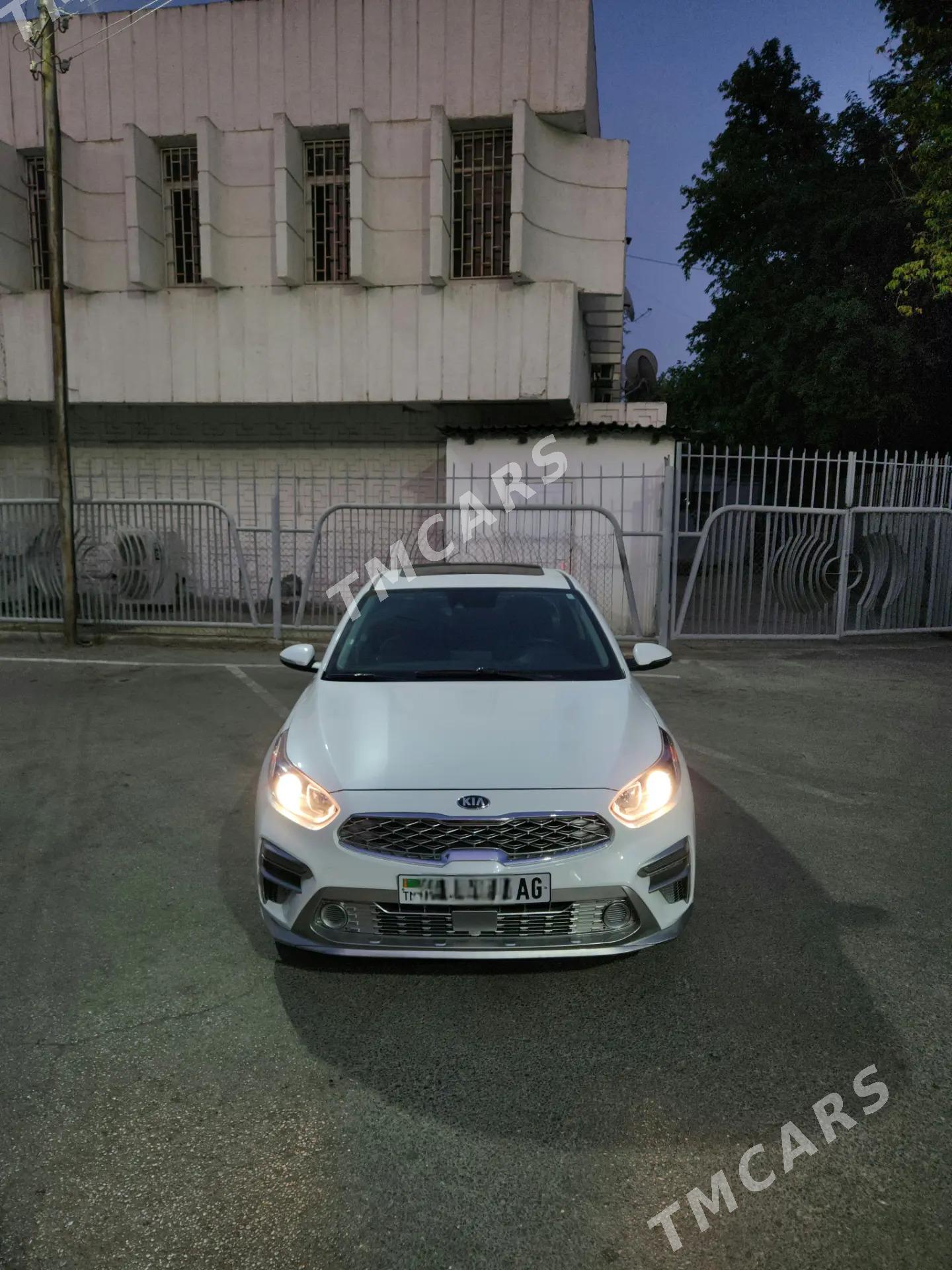 Kia Forte 2020 - 250 000 TMT - Bekrewe - img 3