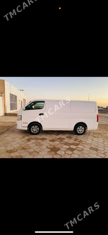 Nissan Urvan 2020 - 330 000 TMT - Tejen - img 3