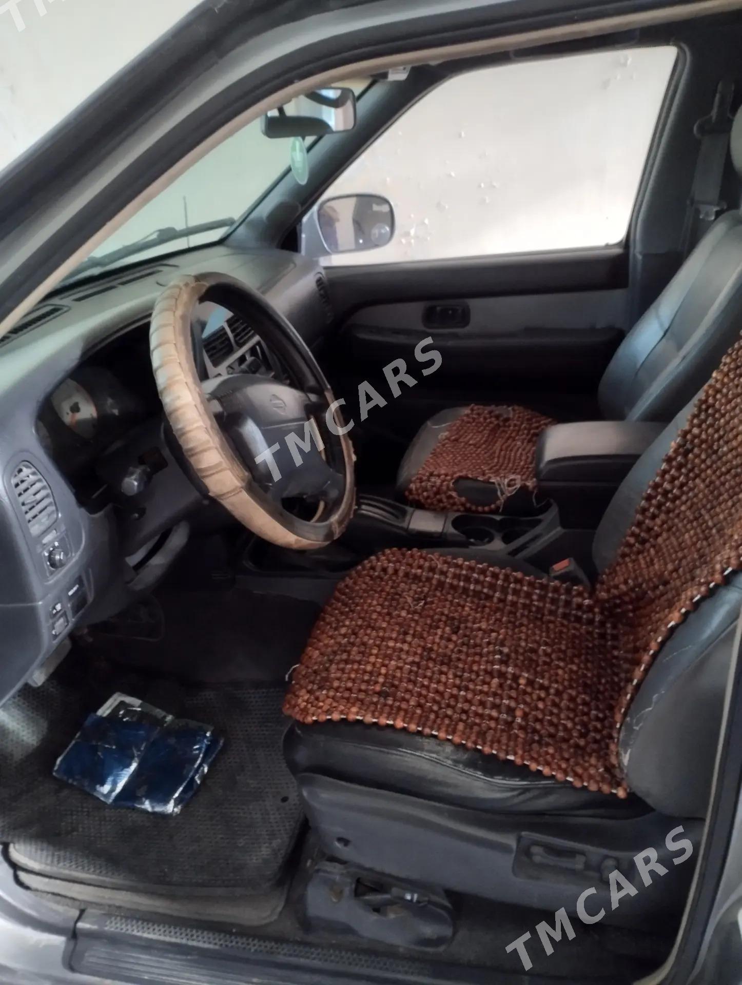 Nissan Pathfinder 2000 - 90 000 TMT - Туркменабат - img 3