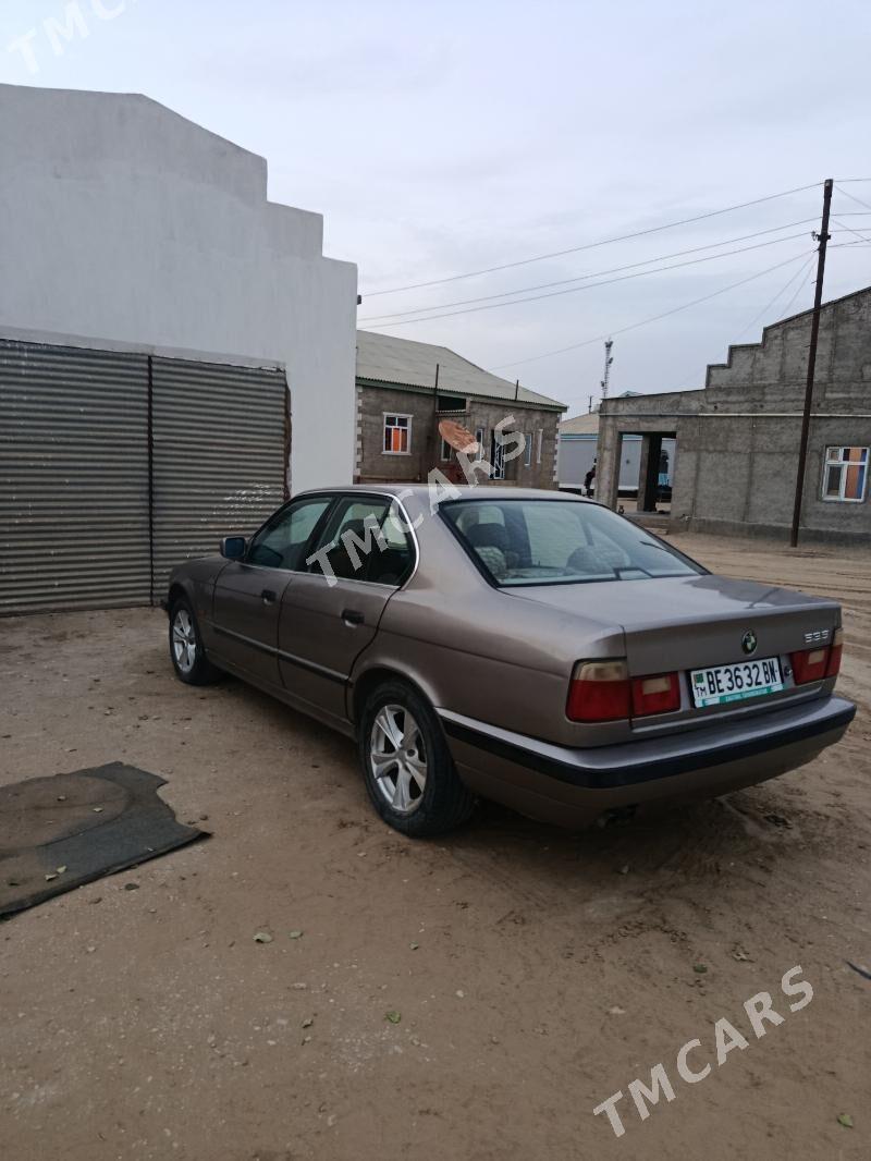 BMW 535 1989 - 25 000 TMT - Esenguly - img 2