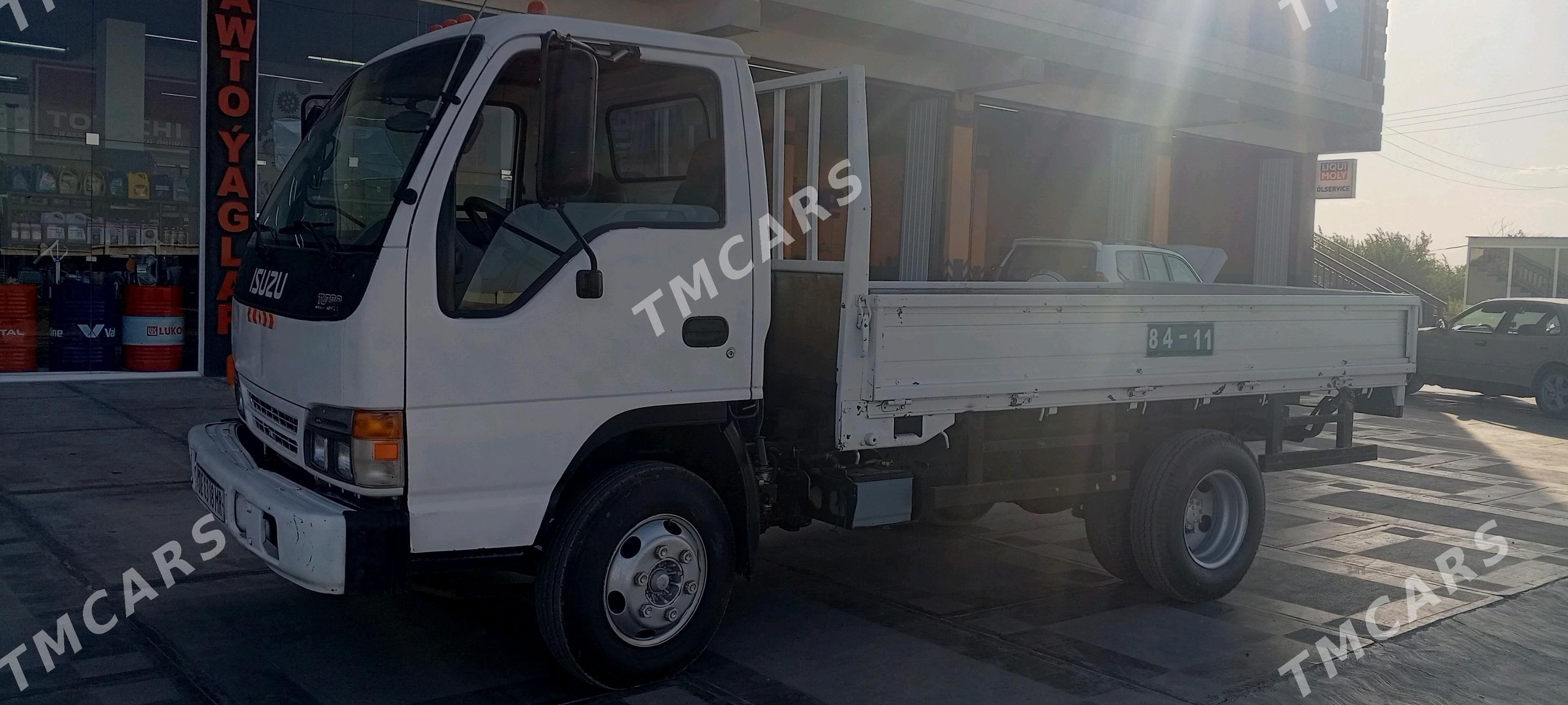 Isuzu Elf 2004 - 146 000 TMT - Мары - img 4
