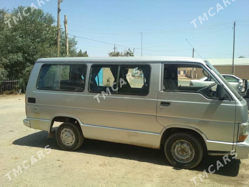 Toyota Hiace 1988 - 45 000 TMT - Sakarçäge - img 2