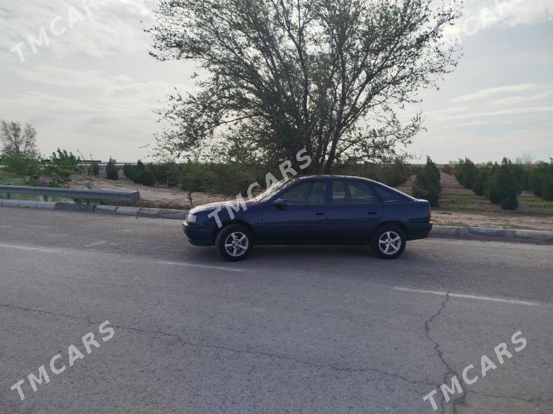Opel Vectra 1992 - 25 000 TMT - Gubadag - img 6