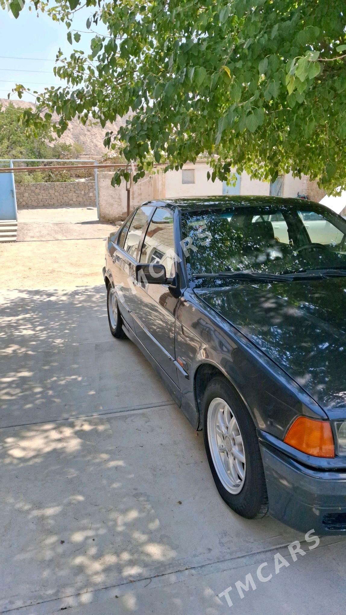 BMW 320 1993 - 40 000 TMT - Magdanly - img 6