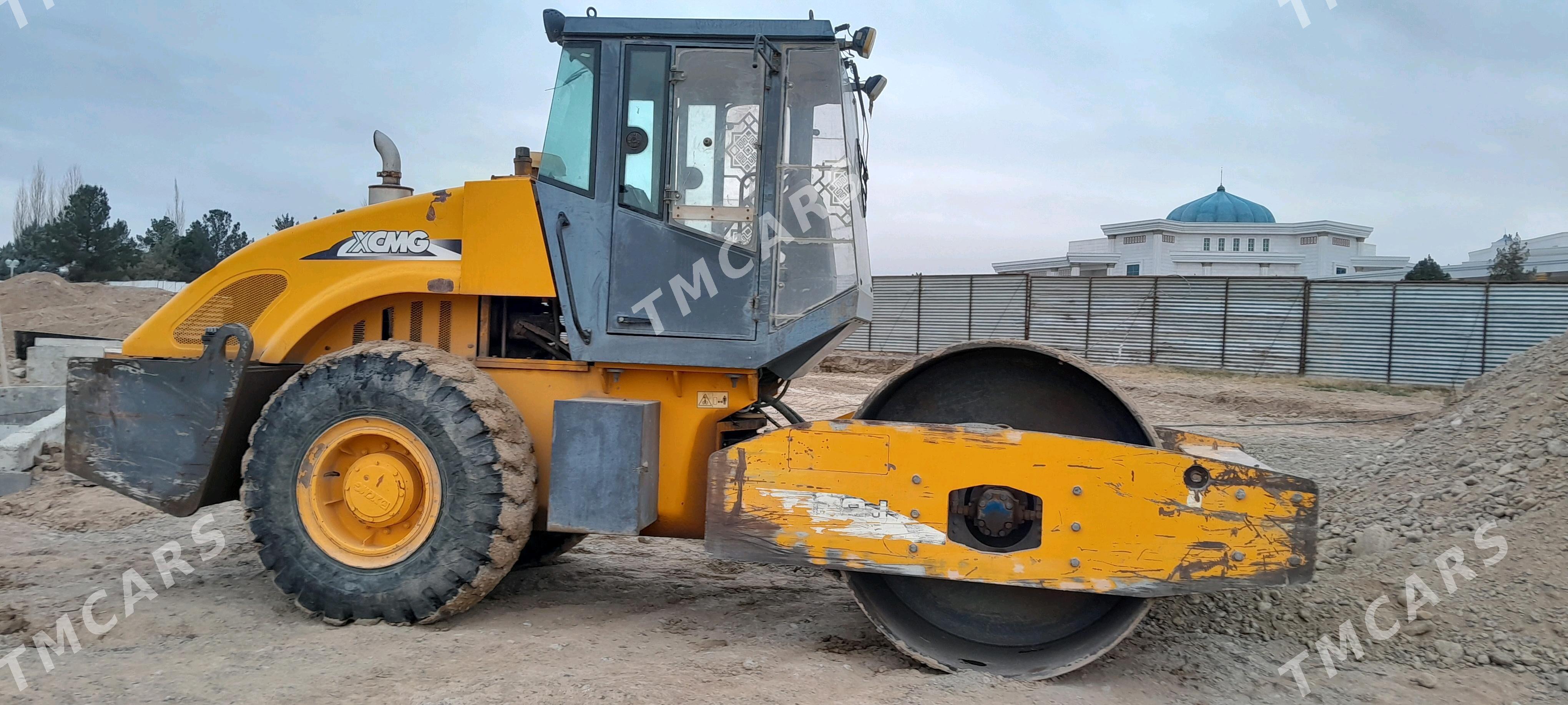 XCMG 500 2010 - 250 000 TMT - Aşgabat - img 6