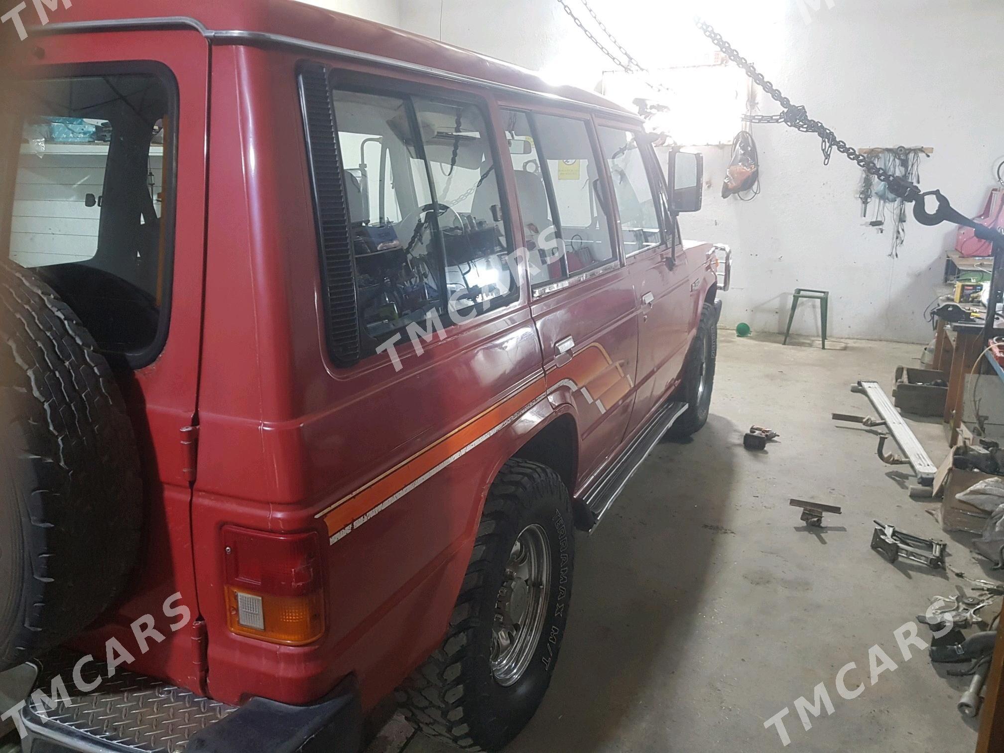 Mitsubishi Pajero 1990 - 42 000 TMT - Туркменабат - img 3