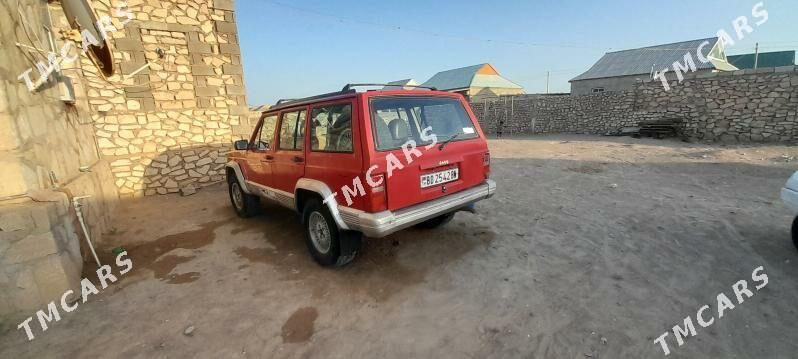 Jeep Cherokee 1995 - 25 000 TMT - Türkmenbaşy - img 3