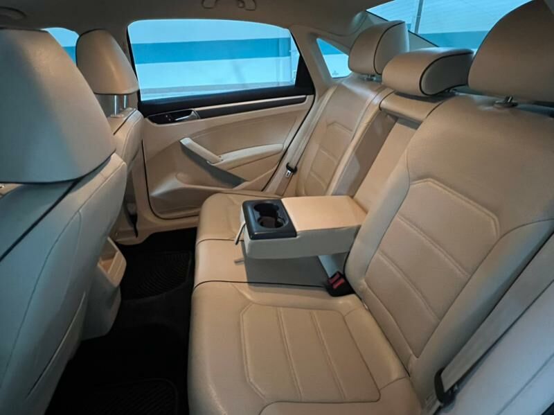 Volkswagen Passat 2017 - 240 000 TMT - Aşgabat - img 9