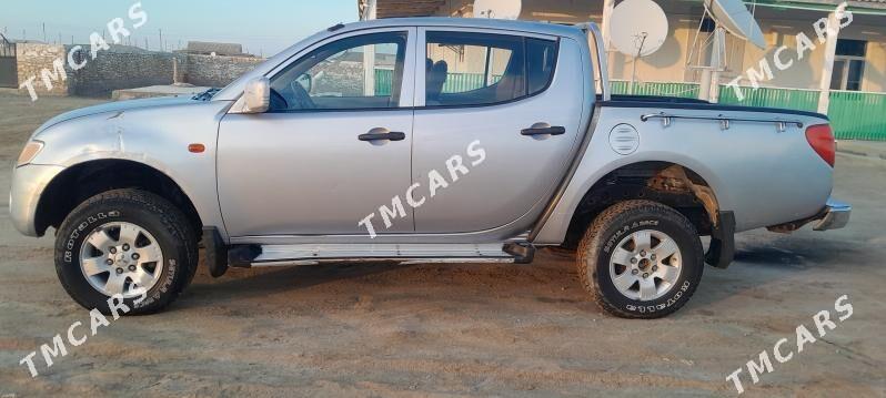 Mitsubishi L200 2007 - 120 000 TMT - Esenguly - img 2