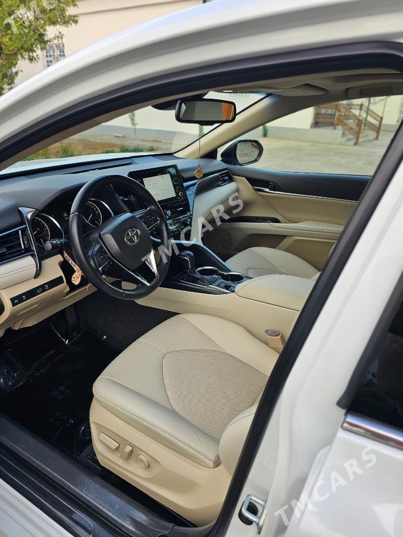 Toyota Camry 2021 - 522 000 TMT - Aşgabat - img 3