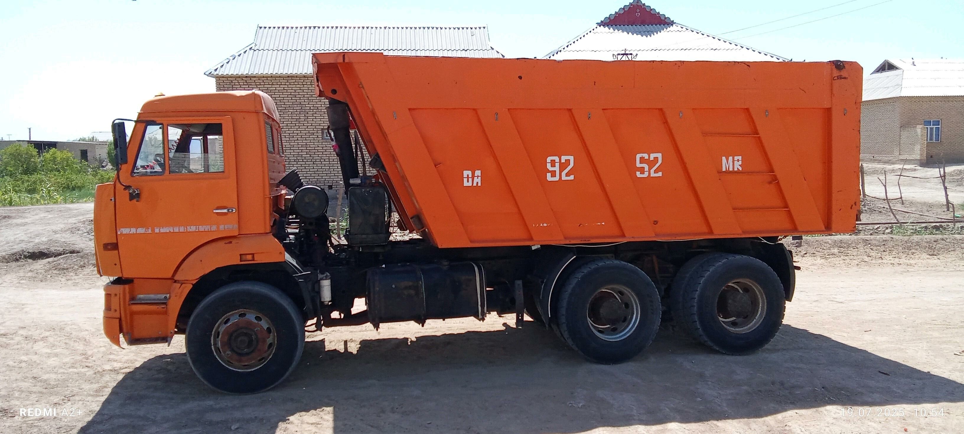 Kamaz 6520 2012 - 300 000 TMT - Сакарчага - img 2