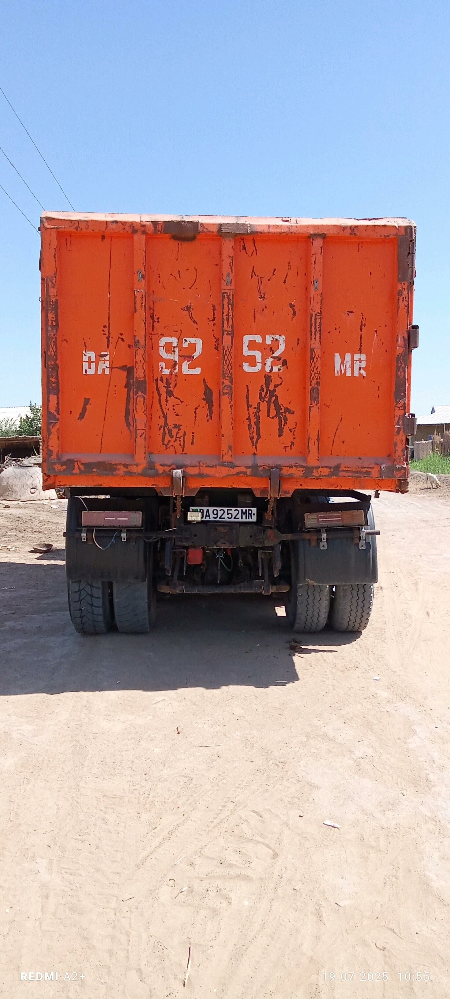 Kamaz 6520 2012 - 300 000 TMT - Сакарчага - img 5