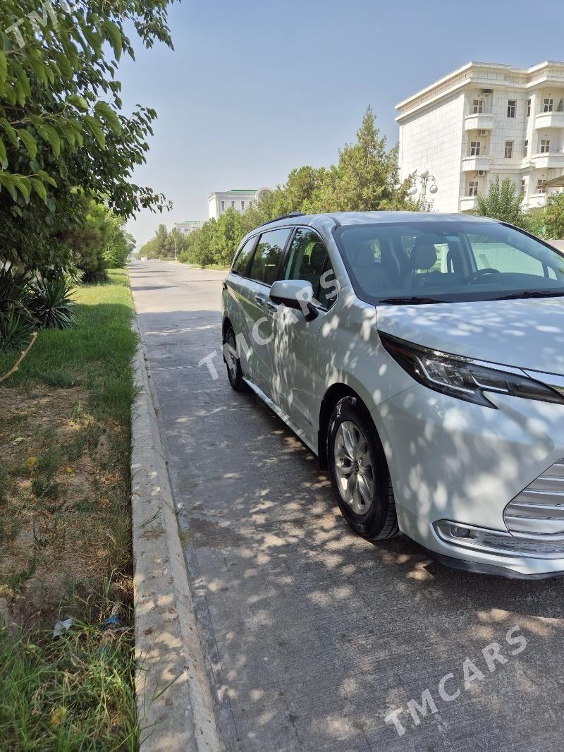 Toyota Sienna 2021 - 459 000 TMT - Ашхабад - img 8