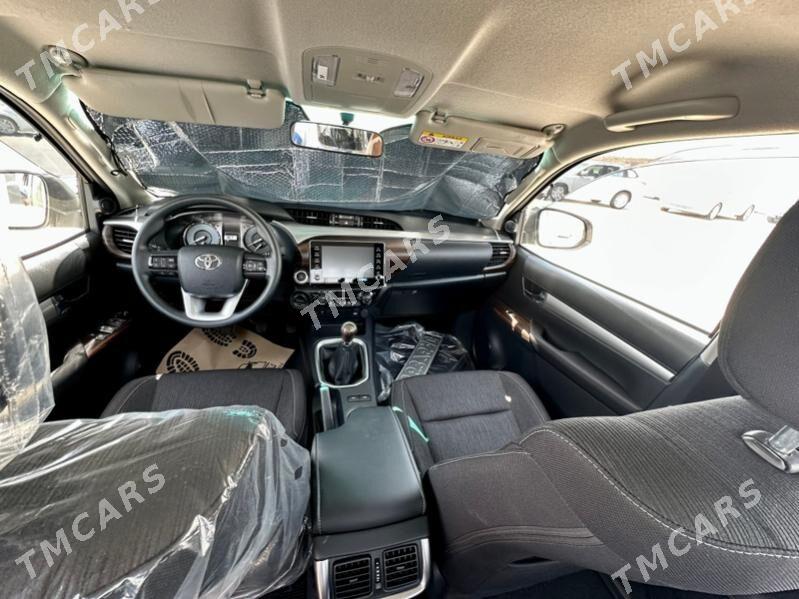 Toyota Hilux 2025 - 686 000 TMT - Aşgabat - img 10