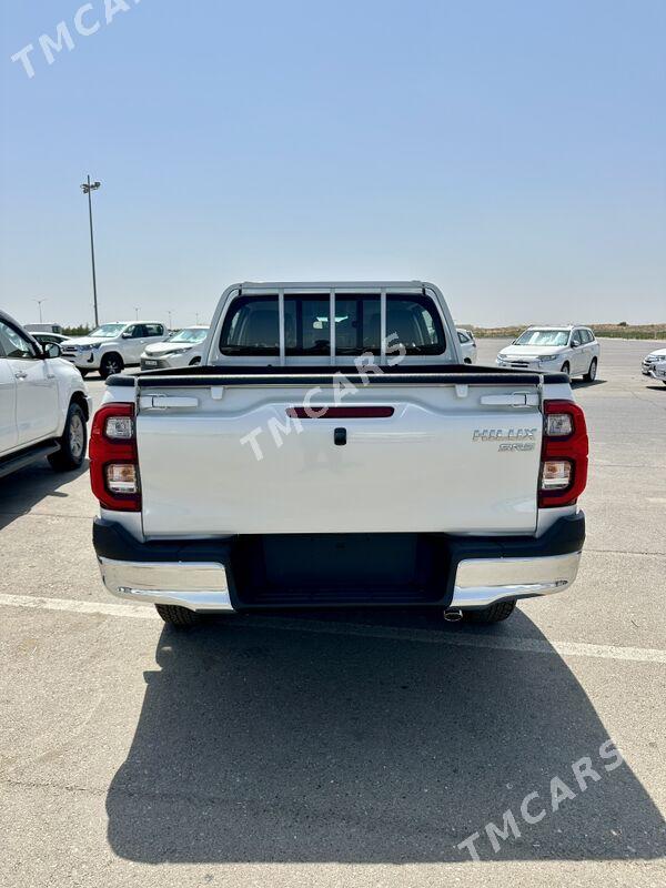 Toyota Hilux 2025 - 686 000 TMT - Aşgabat - img 2