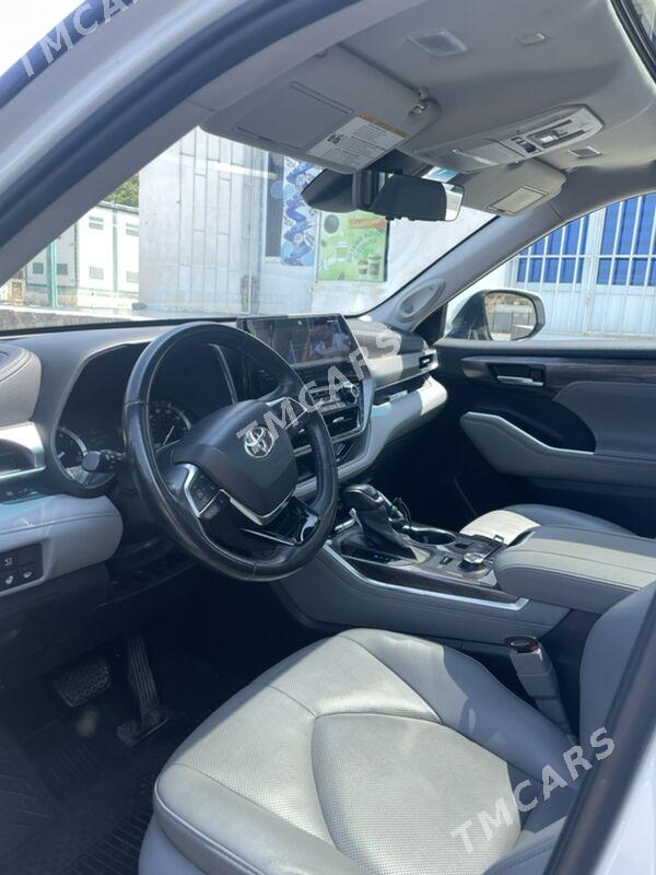 Toyota Highlander 2021 - 610 000 TMT - Туркменбаши - img 2