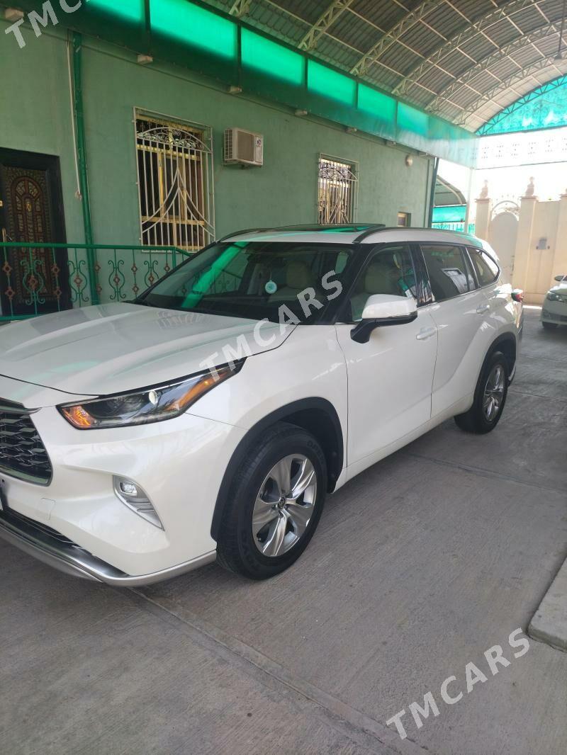 Toyota Highlander 2021 - 640 000 TMT - Ашхабад - img 2