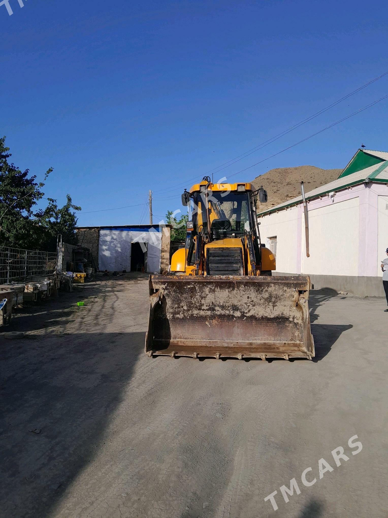 JCB 3CX Compact 2000 - 260 000 TMT - Magtymguly - img 2