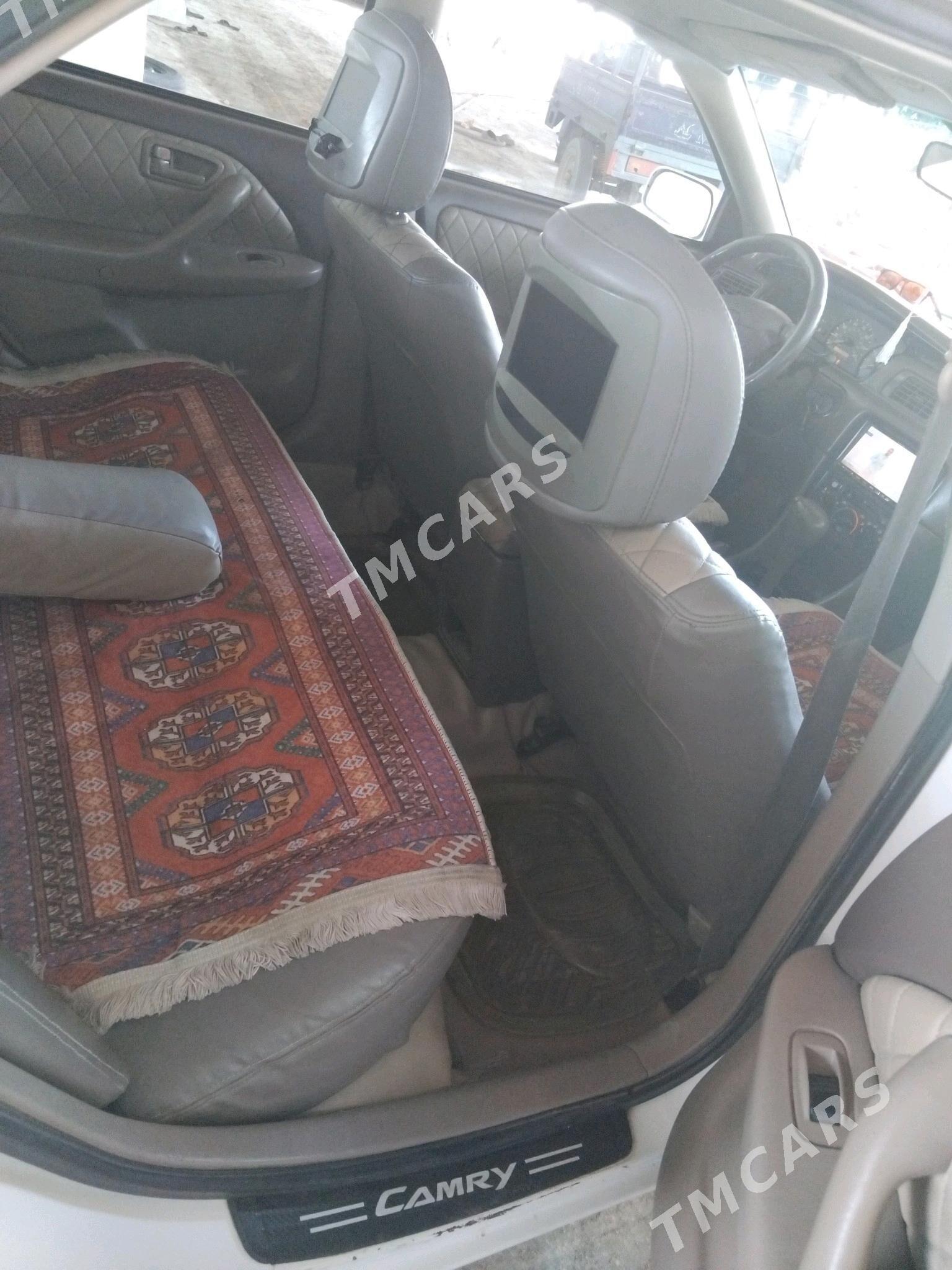 Toyota Camry 1998 - 112 000 TMT - Халач - img 5