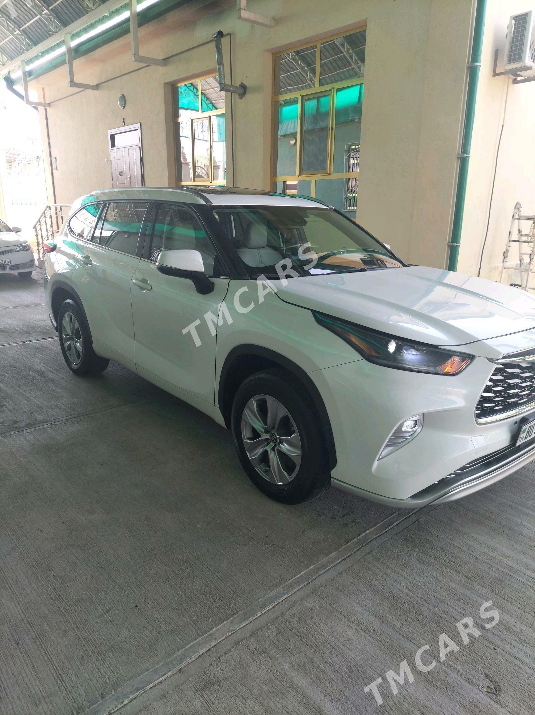 Toyota Highlander 2021 - 640 000 TMT - Ашхабад - img 3