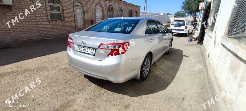 Toyota Camry 2012 - 200 000 TMT - Şabat etr. - img 8