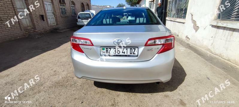 Toyota Camry 2012 - 200 000 TMT - Şabat etr. - img 3