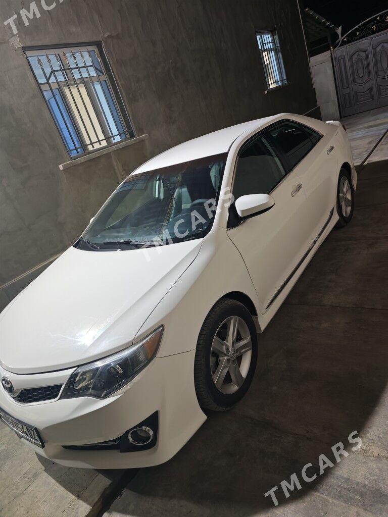 Toyota Camry 2013 - 199 000 TMT - Дашогуз - img 7