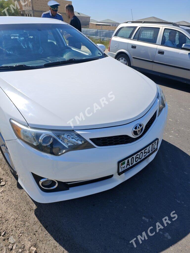 Toyota Camry 2013 - 199 000 TMT - Дашогуз - img 5