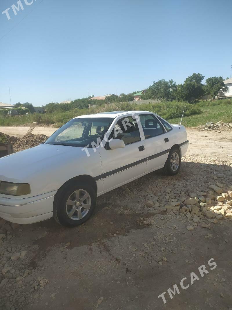Opel Vectra 1990 - 30 000 TMT - Daşoguz - img 4