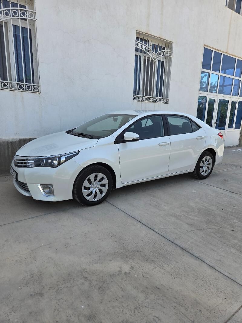 Toyota Corolla 2015 - 250 000 TMT - Täze zaman - img 5