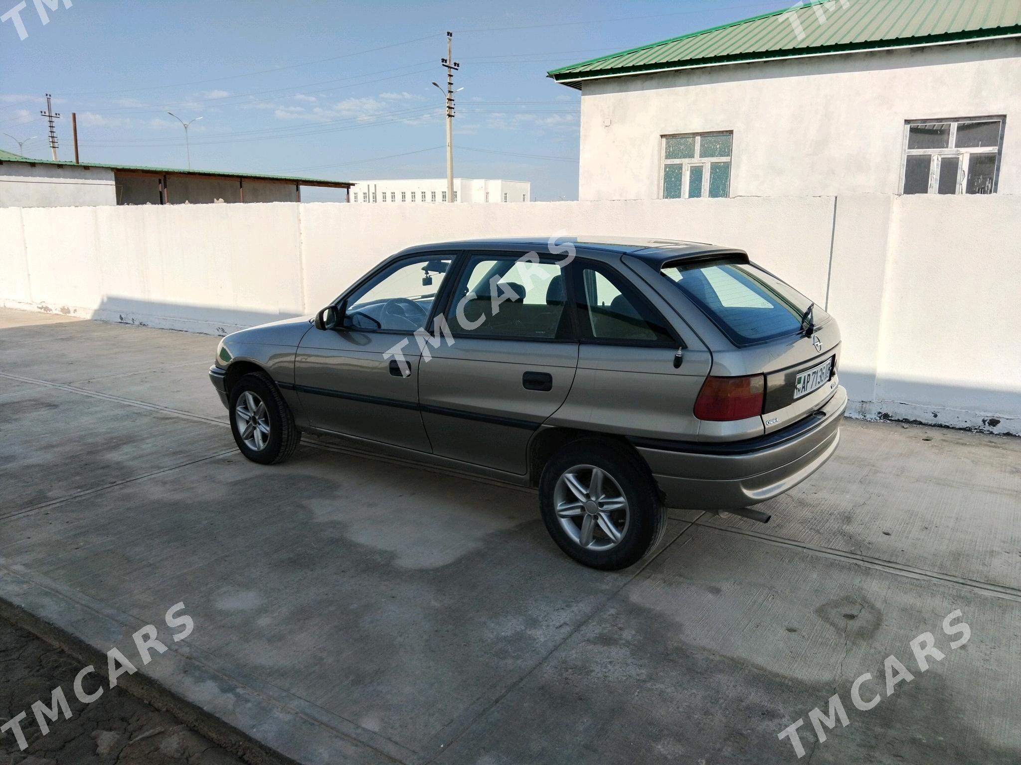 Opel Astra 1996 - 45 000 TMT - Köneürgenç - img 4
