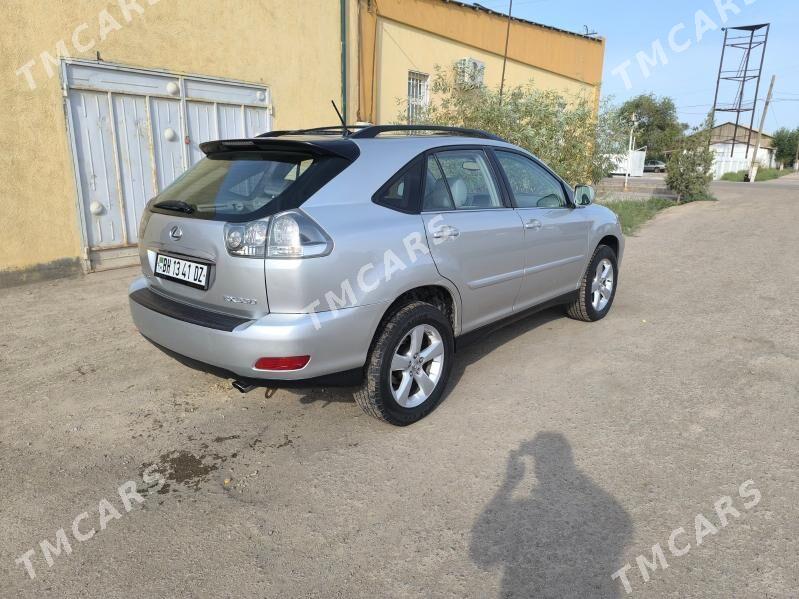 Lexus RX 330 2004 - 240 000 TMT - Гурбансолтан Едже - img 2