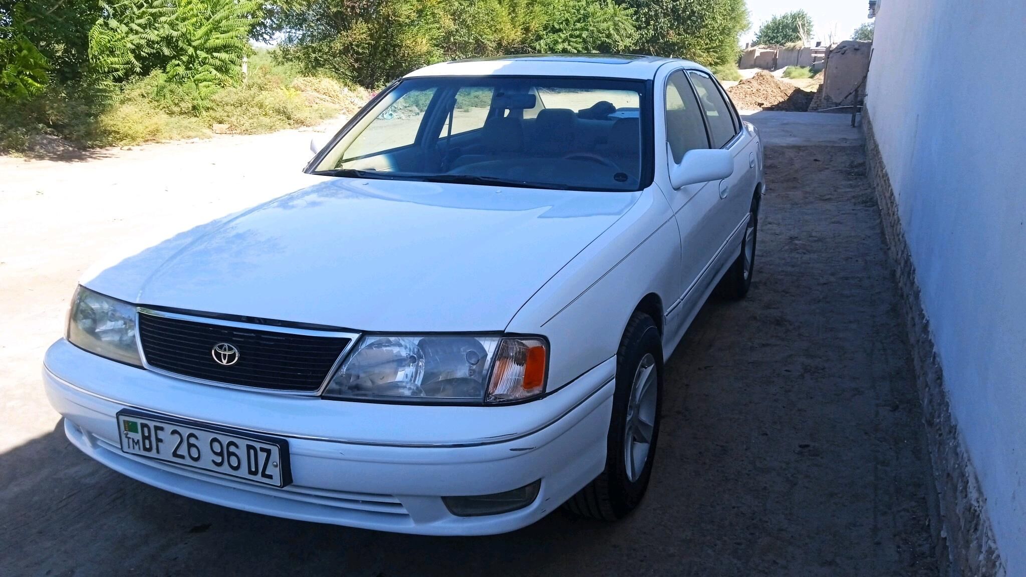 Toyota Avalon 1999 - 120 000 TMT - Дашогуз - img 4