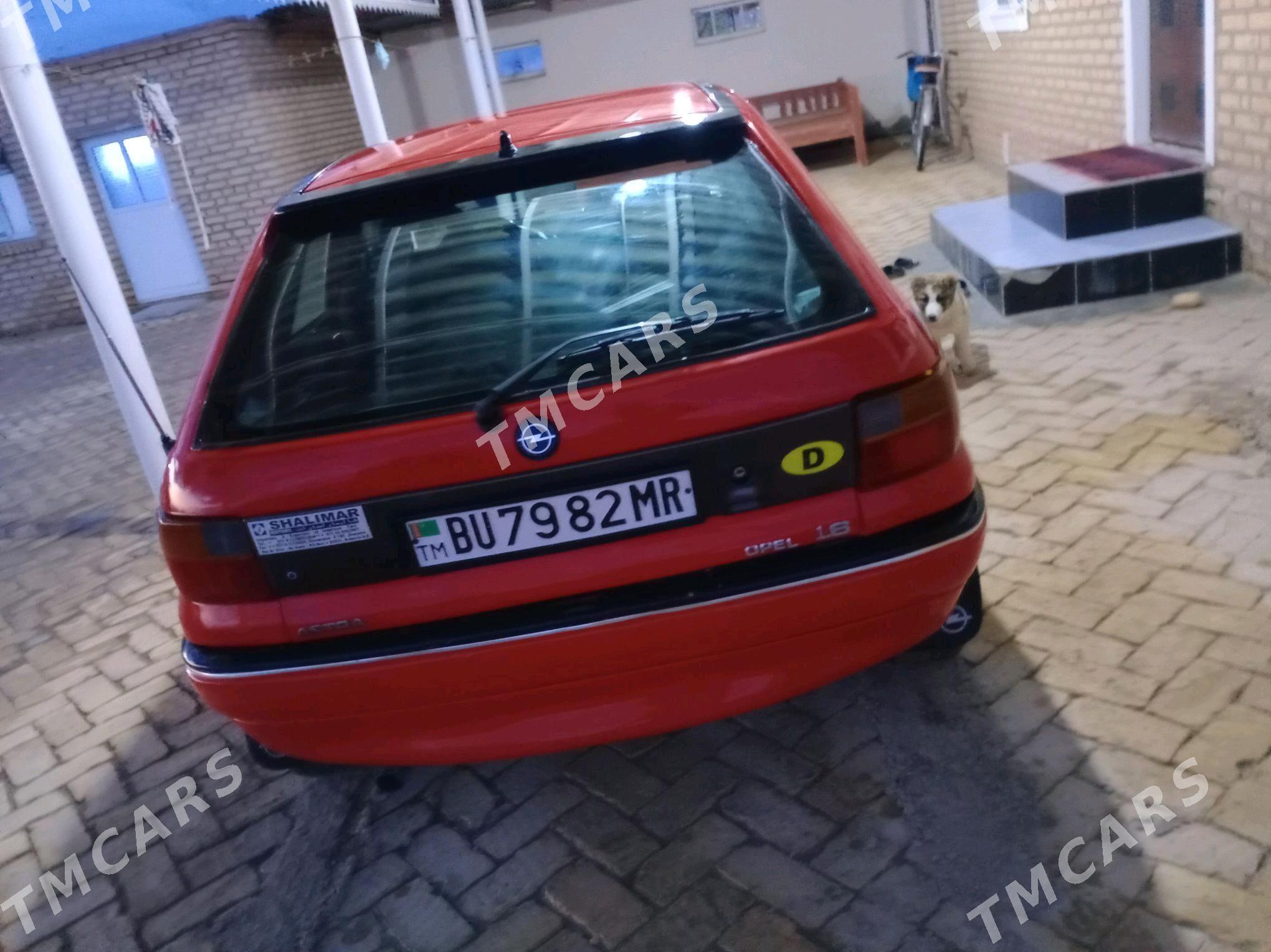 Opel Astra 1993 - 30 000 TMT - Ýolöten - img 3