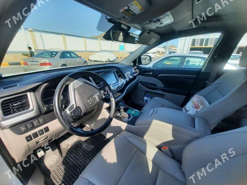 Toyota Highlander 2019 - 570 000 TMT - Туркменбаши - img 5