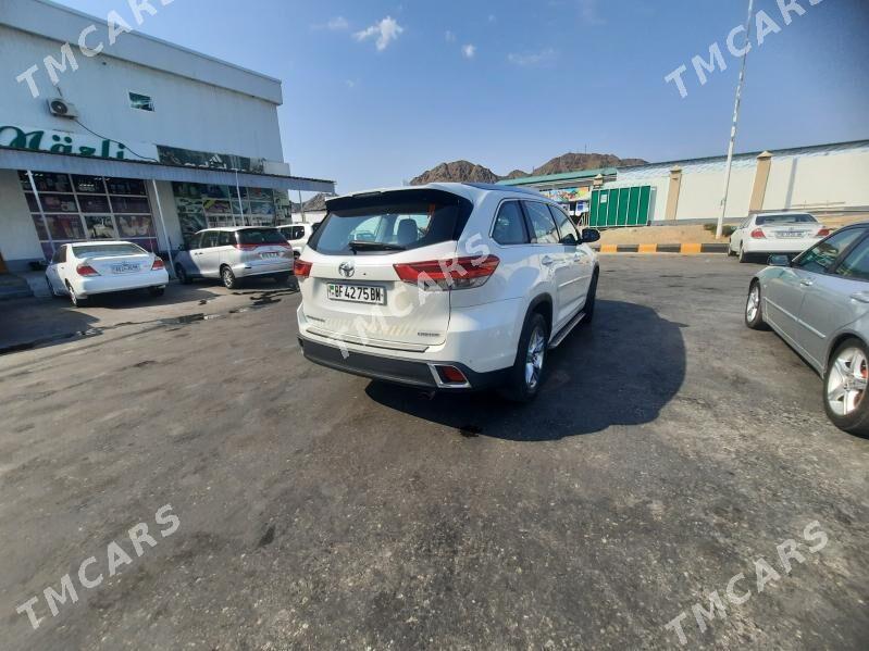 Toyota Highlander 2019 - 570 000 TMT - Туркменбаши - img 4