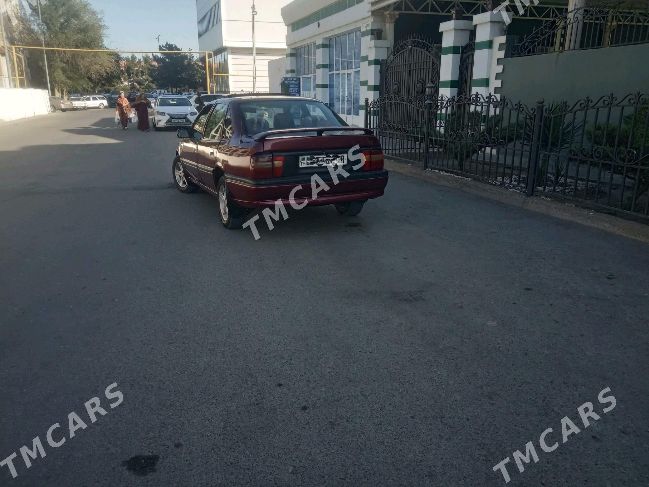 Opel Vectra 1992 - 35 000 TMT - Мары - img 2