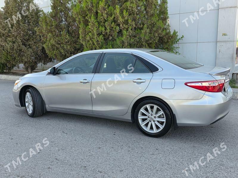 Toyota Camry 2016 - 255 000 TMT - Бузмеин - img 4