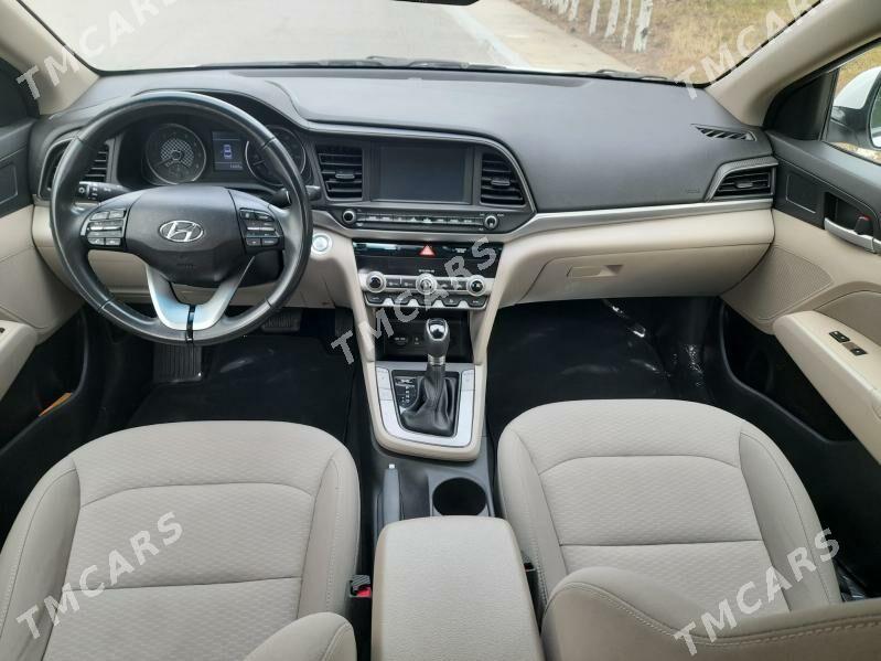 Hyundai Elantra 2019 - 225 000 TMT - Gurtly - img 5