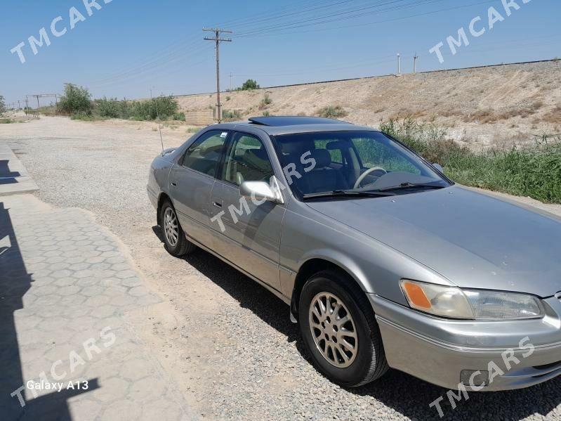 Toyota Camry 1998 - 140 000 TMT - Мары - img 2