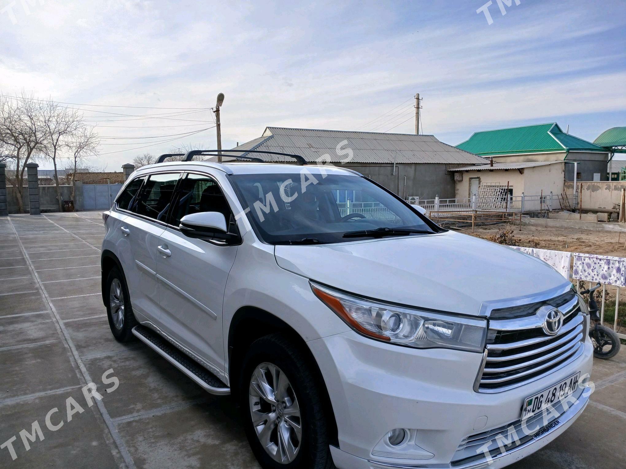 Toyota Highlander 2016 - 420 000 TMT - Теджен - img 3