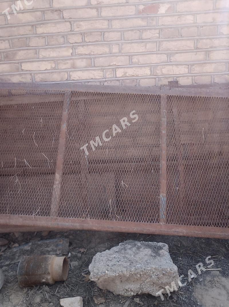 Belarus 80.1 1993 - 28 000 TMT - Sakarçäge - img 4