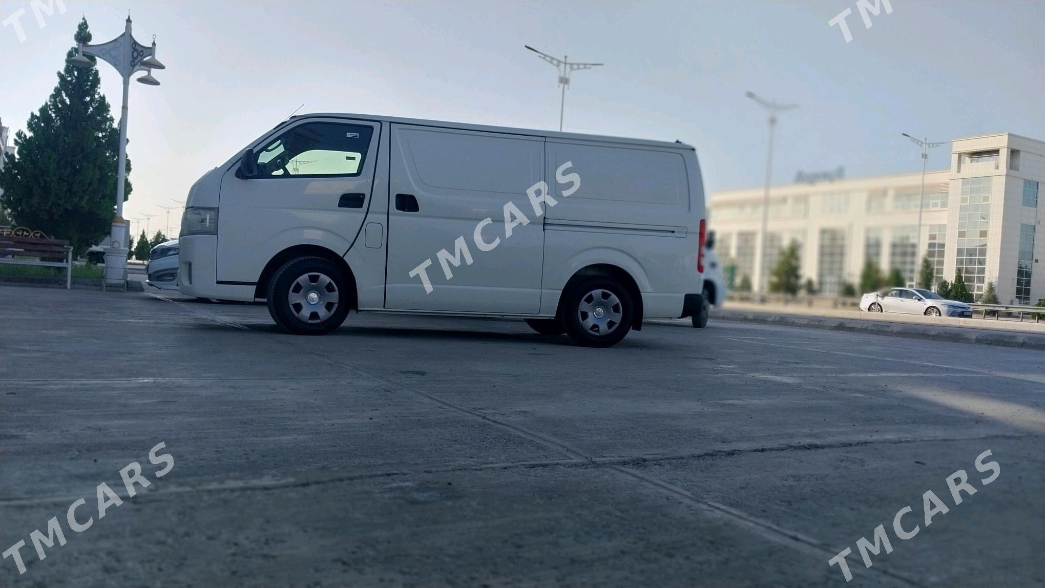 Toyota Hiace 2016 - 370 000 TMT - 15-й этап - img 3