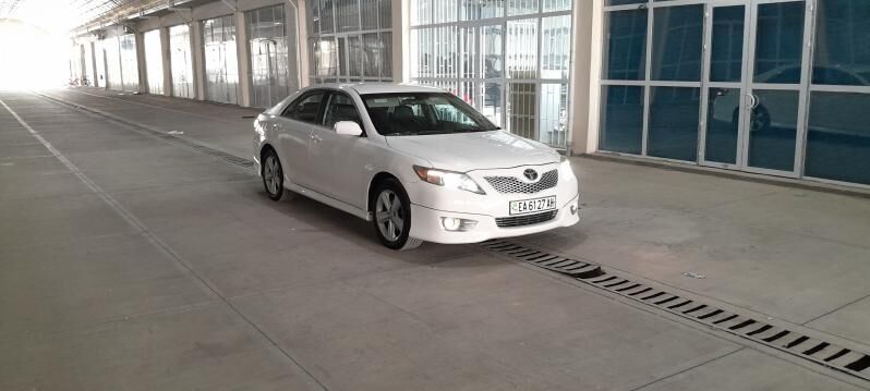 Toyota Camry 2010 - 195 000 TMT - Bäherden - img 4