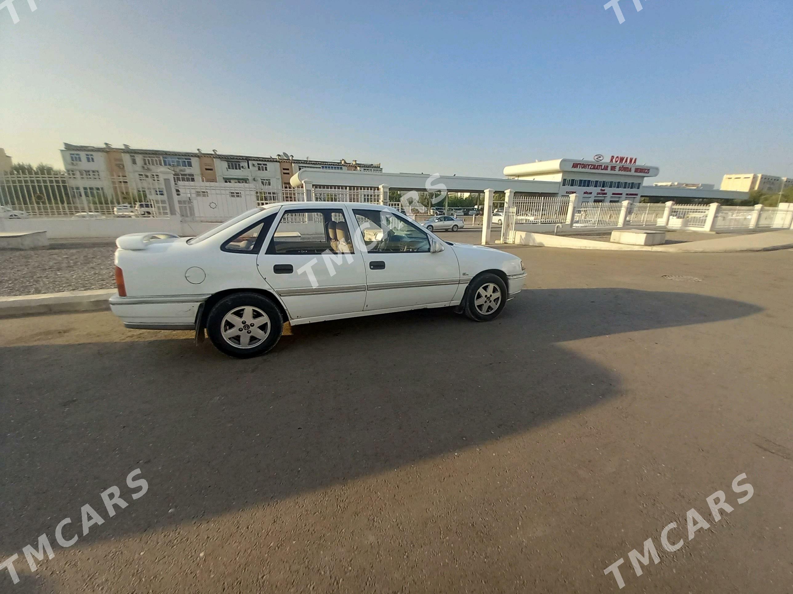 Opel Vectra 1989 - 32 000 TMT - Ашхабад - img 3