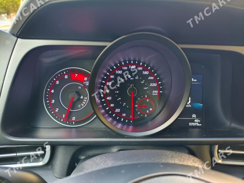 Hyundai Elantra 2022 - 240 000 TMT - Кëши - img 7