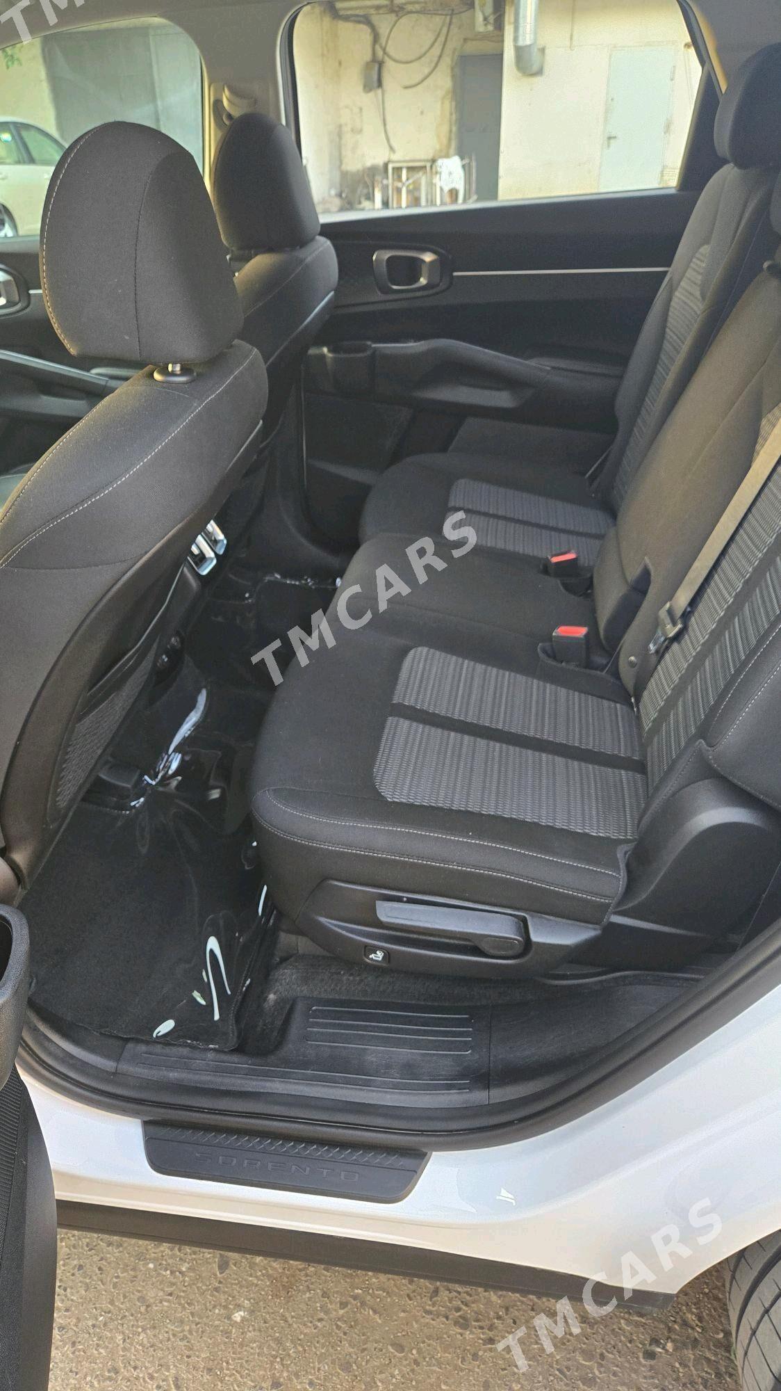 Kia Sorento 2022 - 342 000 TMT - Ашхабад - img 6