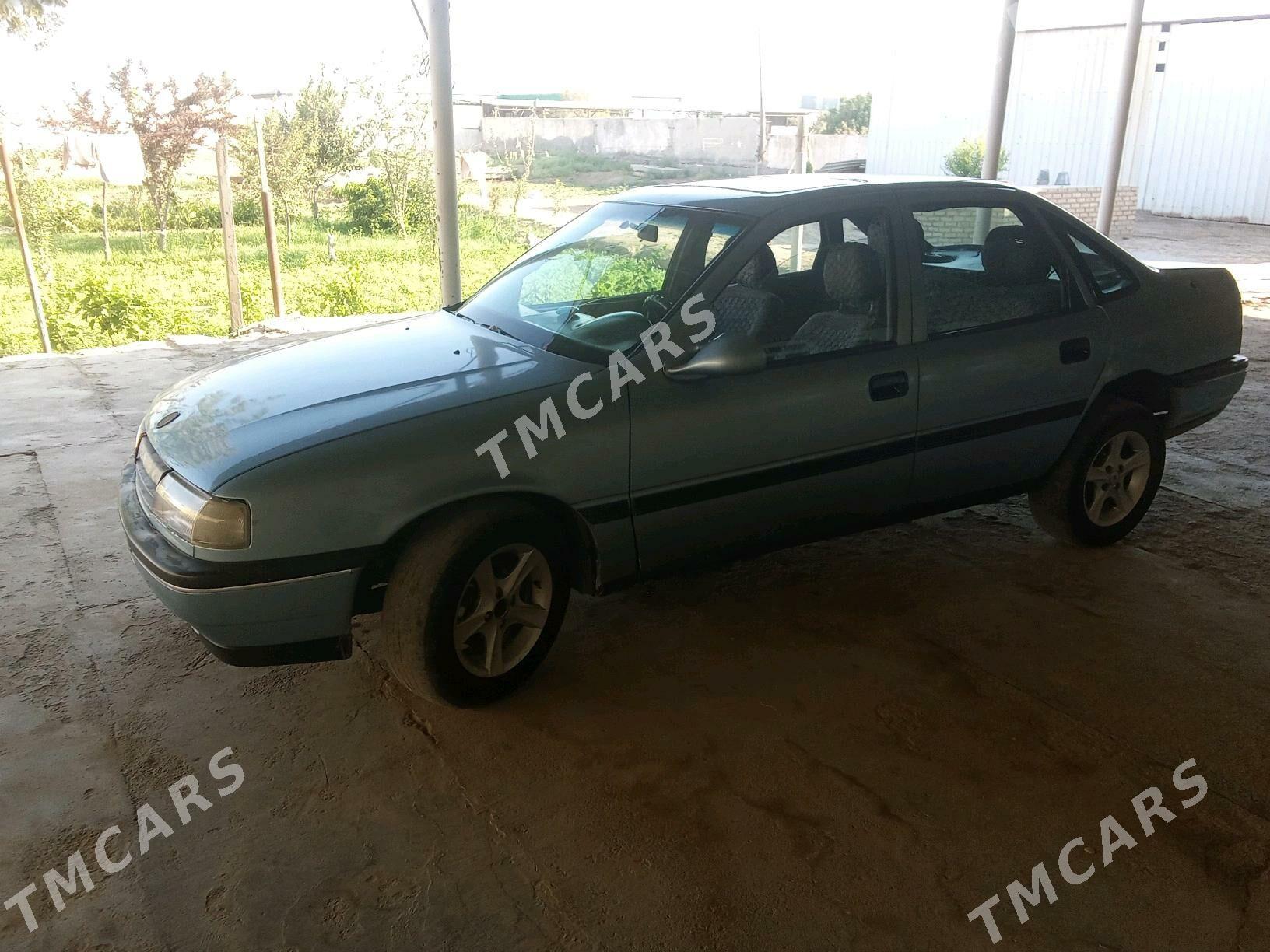 Opel Vectra 1990 - 30 000 TMT - Мары - img 3