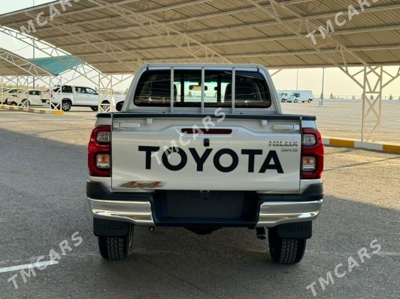 Toyota Hilux 2025 - 707 000 TMT - Aşgabat - img 4